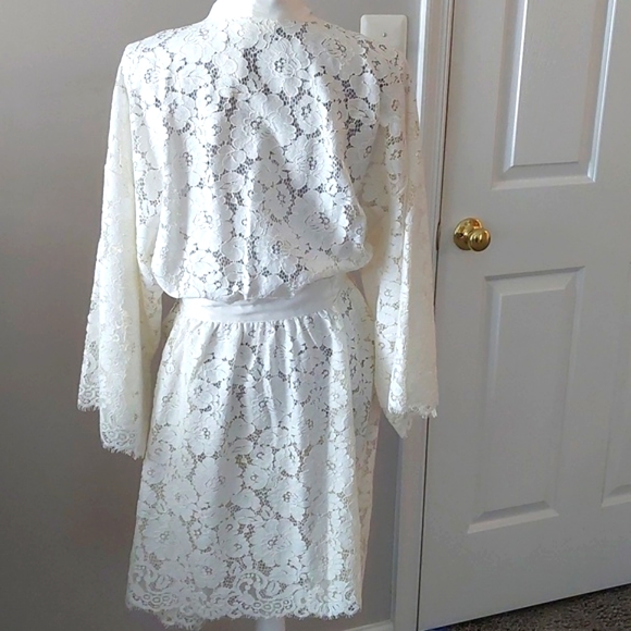 NWT Soma lace and satin robe, white. Size L/XL. - Picture 3 of 8